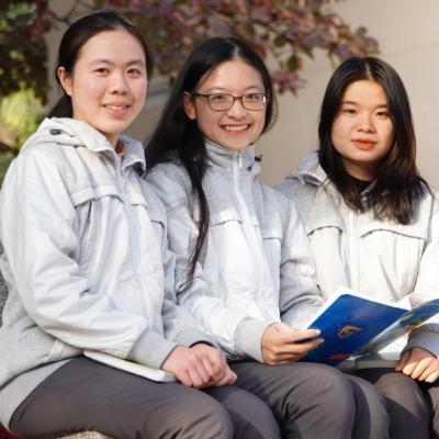 Học bổng LHP Talents